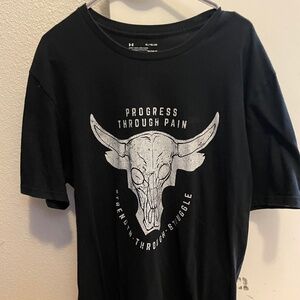 Project Rock Under Armour shirt XL Men